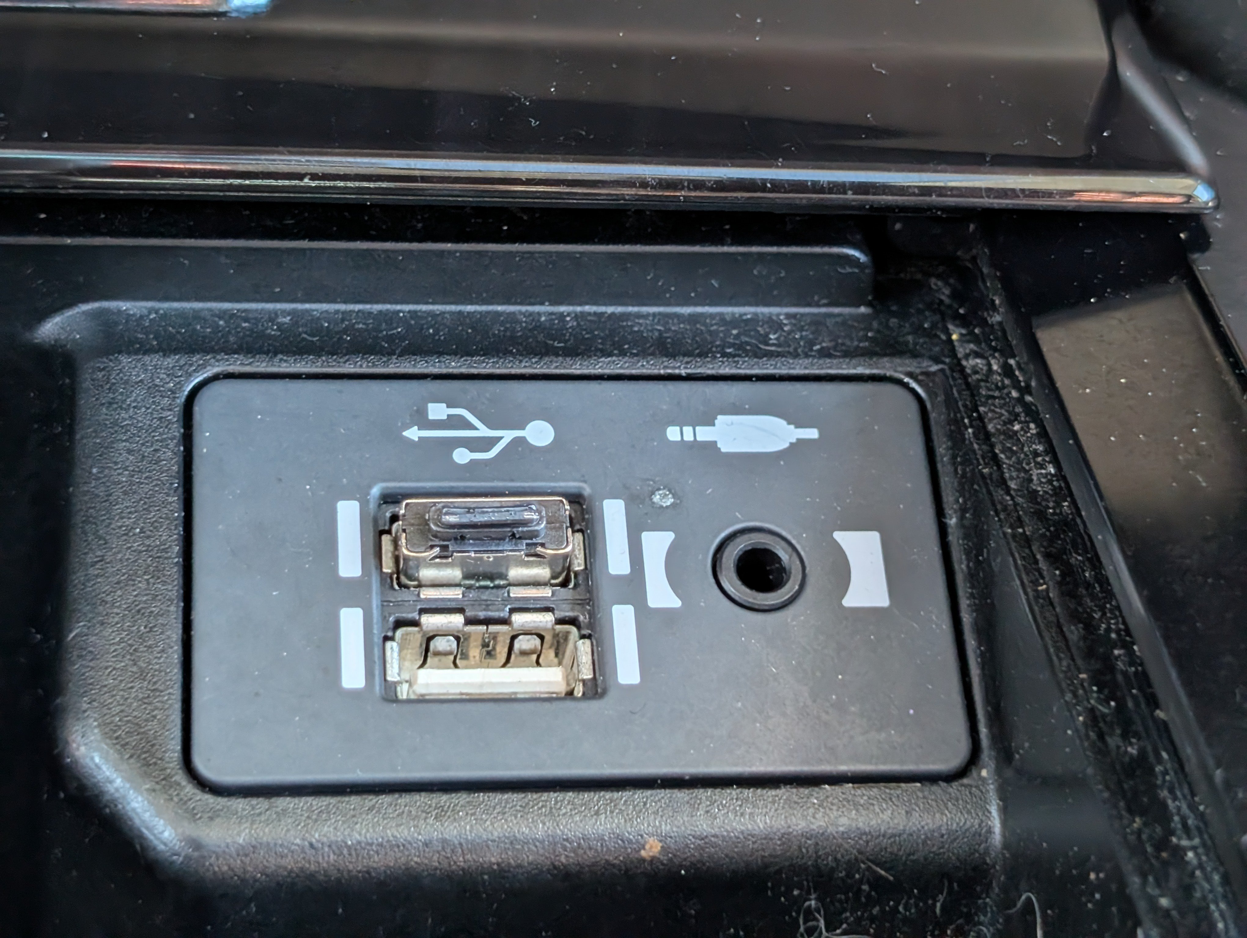 Used 2021 Lexus GX 460 w/ Accessory Package AWD/4WD image 26