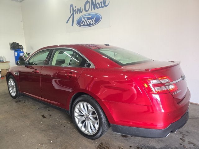 Certified 2018 Ford Taurus Limited AWD/4WD image 30