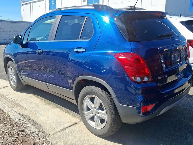 Used 2020 Chevrolet Trax LT w/ Sun & Sound Package AWD/4WD image 5