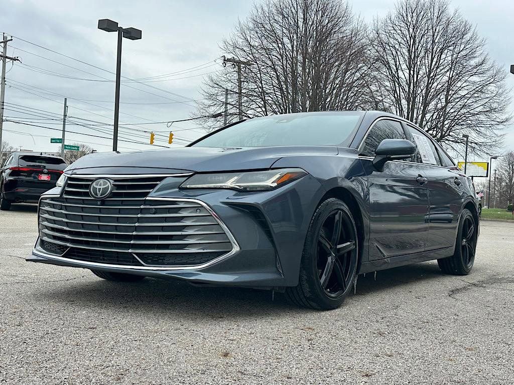 Certified 2019 Toyota Avalon Limited w/ Advanced Safety Package image 1