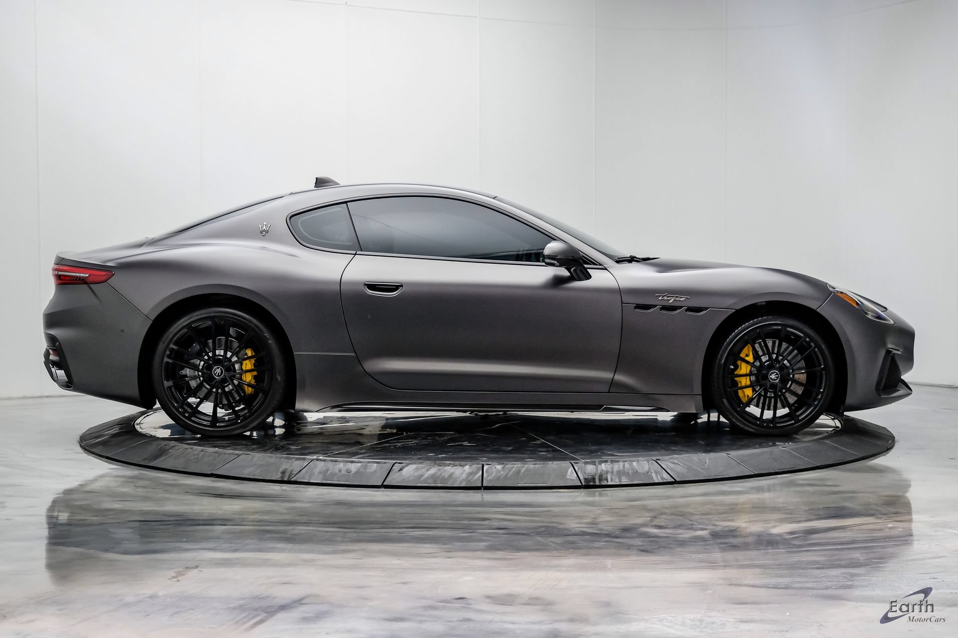Used 2024 Maserati GranTurismo Trofeo AWD/4WD image 24