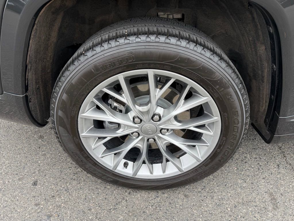 Certified 2024 Jeep Grand Cherokee L Summit image 14