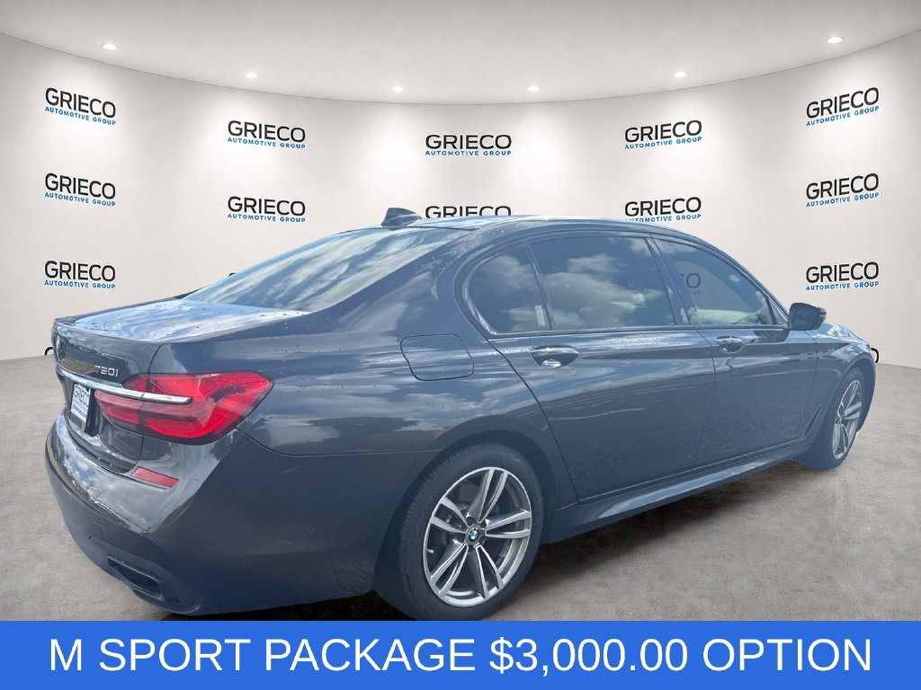 Used 2019 BMW 750i xDrive w/ Executive Package AWD/4WD image 3