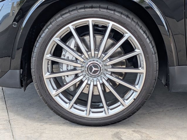 Used 2024 Mercedes-Benz GLA 35 AMG 4MATIC image 24