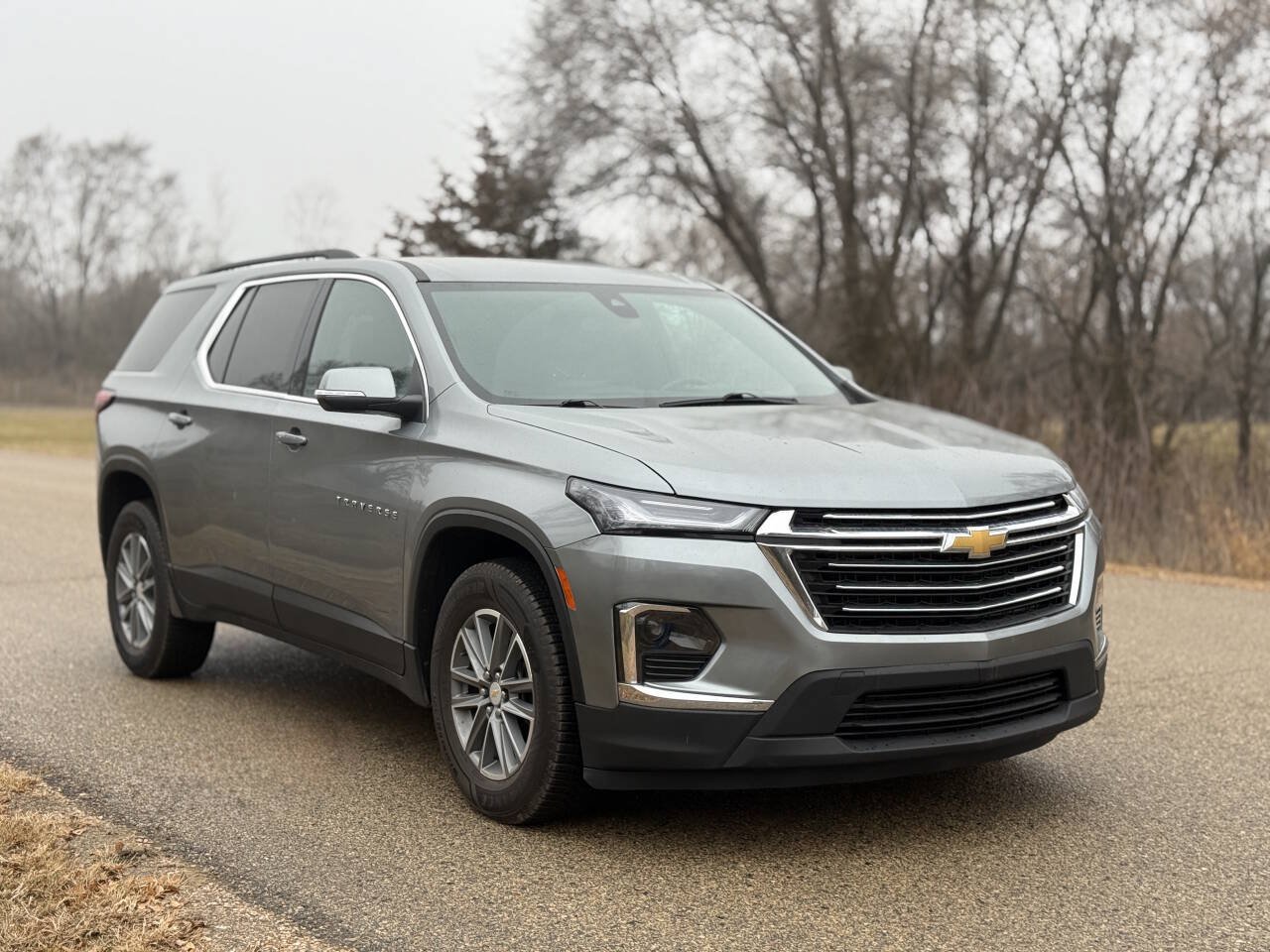 Used 2023 Chevrolet Traverse LT AWD/4WD image 4