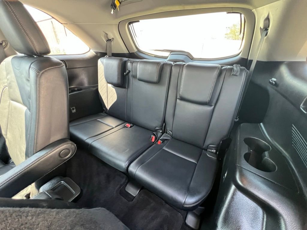 Used 2017 Toyota Highlander XLE image 19