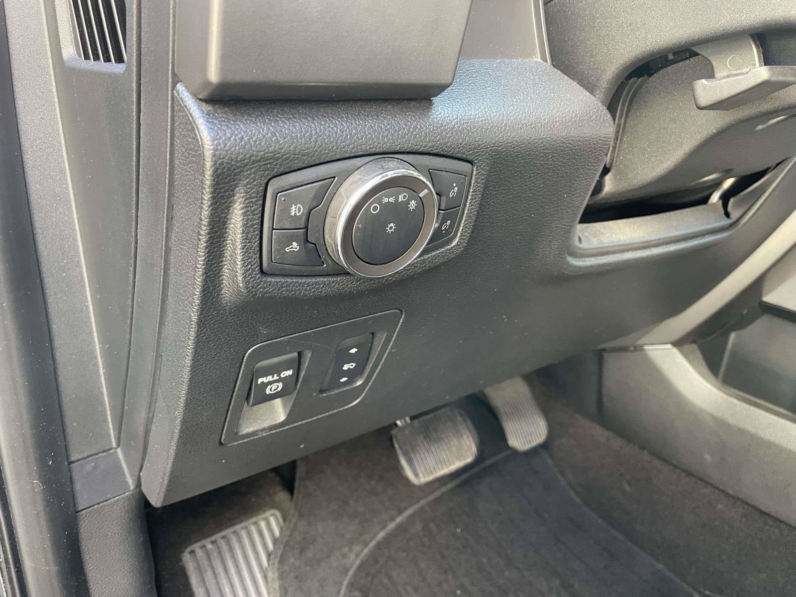 Used 2020 Ford F150 XLT w/ Equipment Group 302A Luxury AWD/4WD image 21