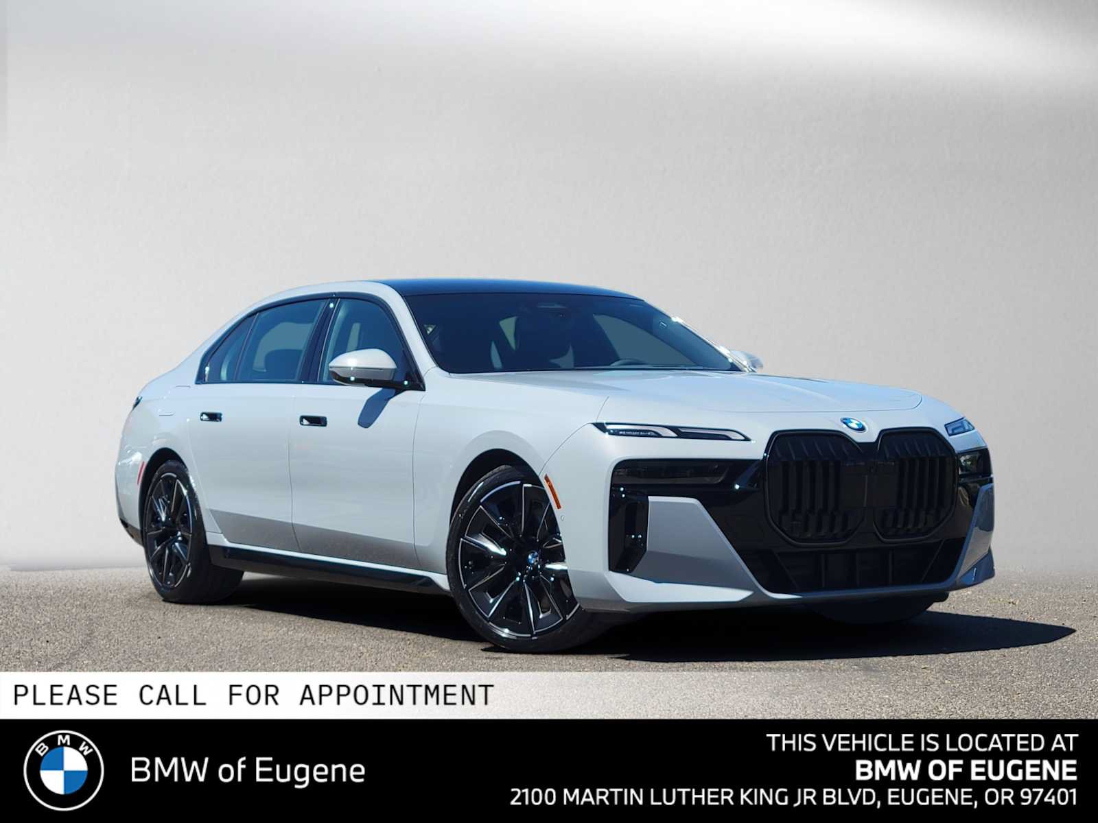 New 2026 BMW 740i xDrive w/ Premium Package