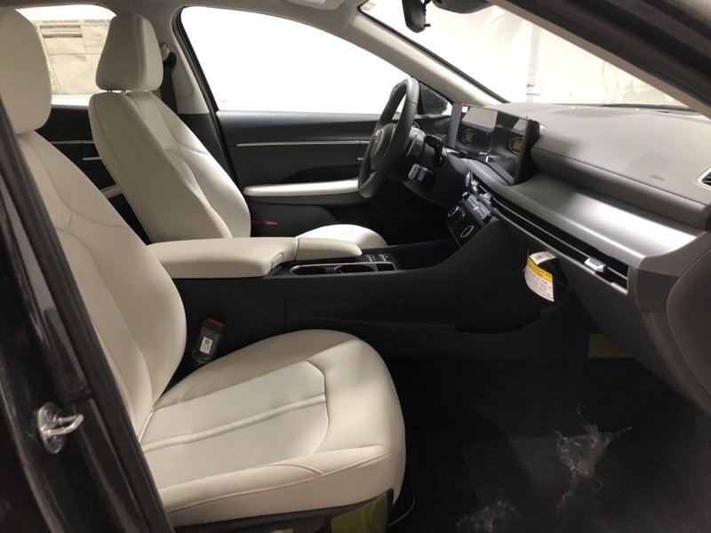 New 2026 Hyundai Sonata SEL image 12