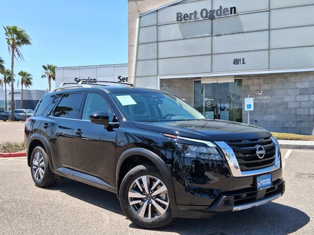 Used 2025 Nissan Pathfinder SL