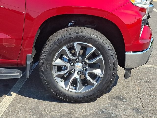 Used 2023 Chevrolet Silverado 1500 LT AWD/4WD image 8