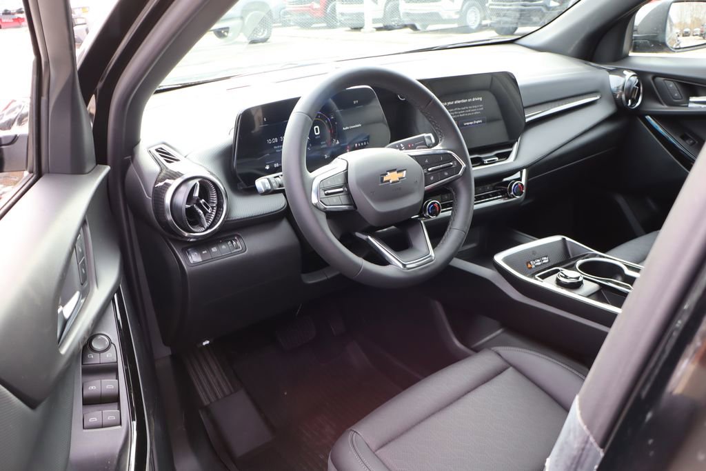 New 2026 Chevrolet Equinox LT w/ Convenience Package II image 11