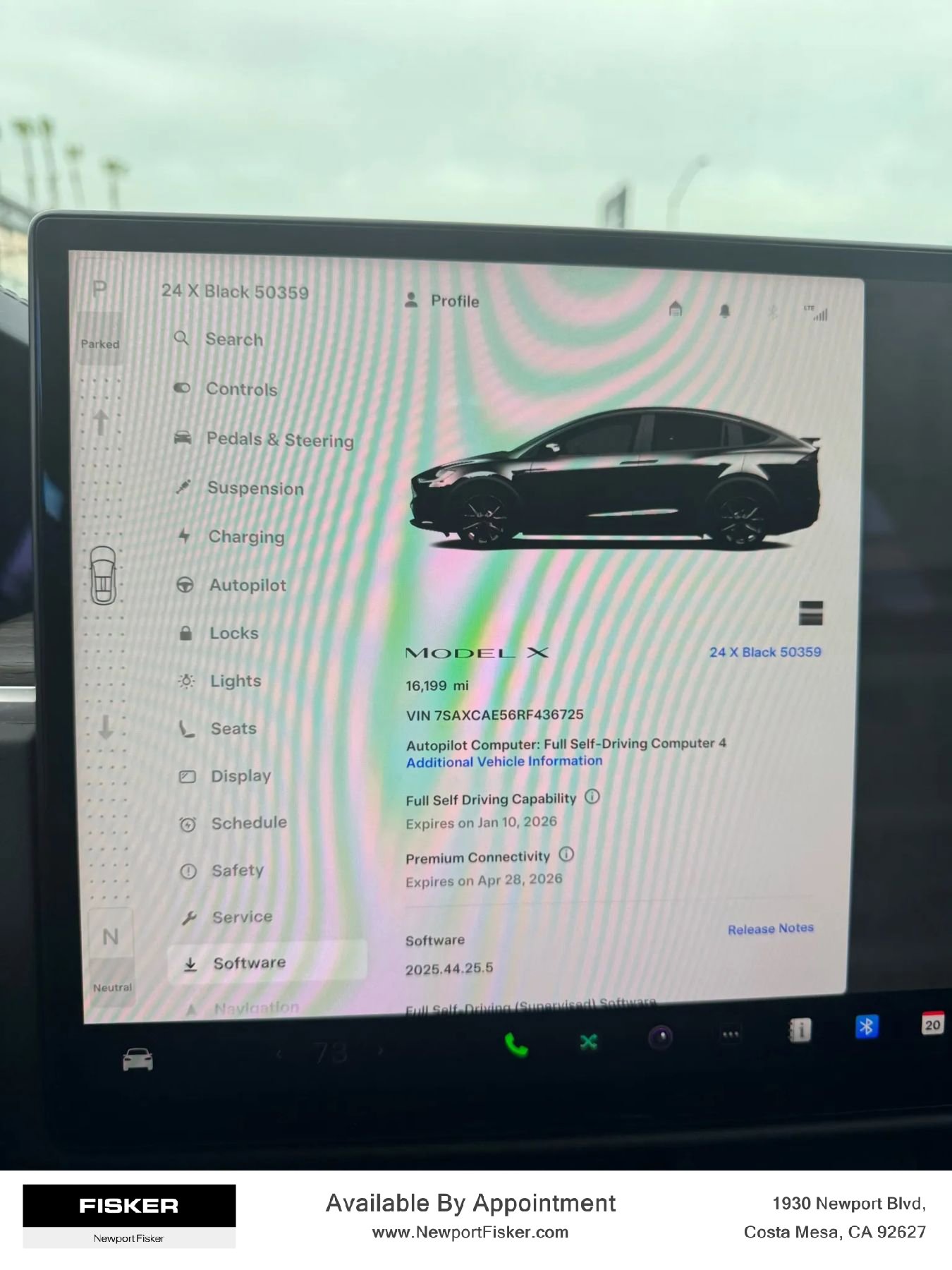 Used 2024 Tesla Model X image 32