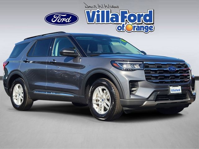 Used 2025 Ford Explorer Active RWD image 1