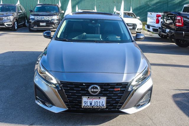 Used 2024 Nissan Altima 2.5 SR w/ SR Premium Package image 2