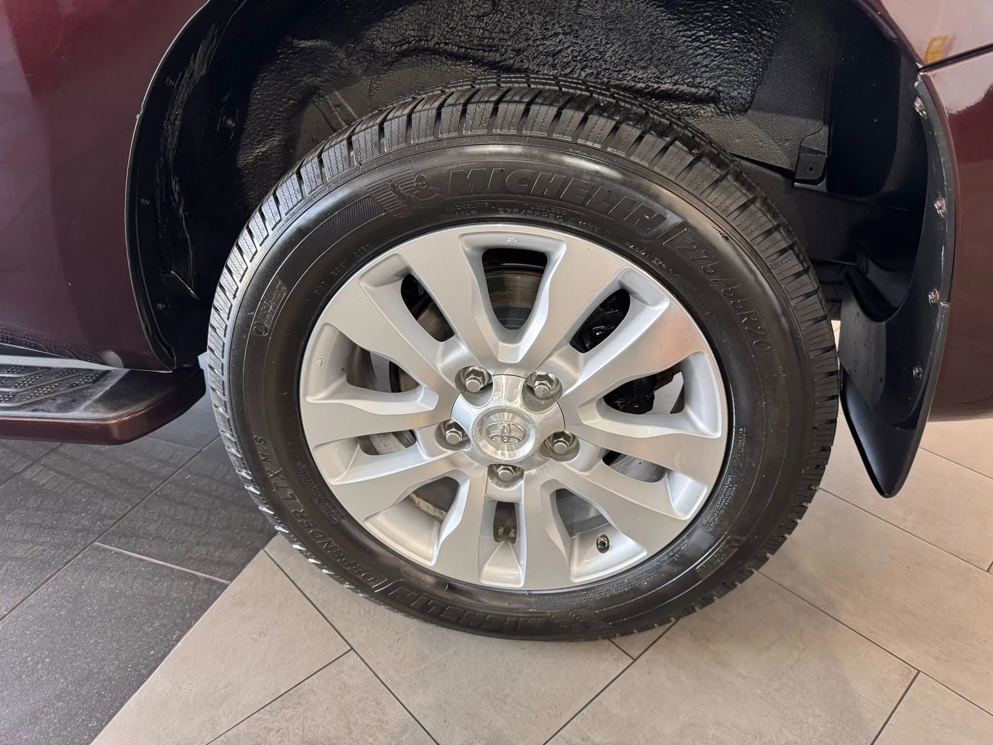 Used 2014 Toyota Sequoia Platinum image 55