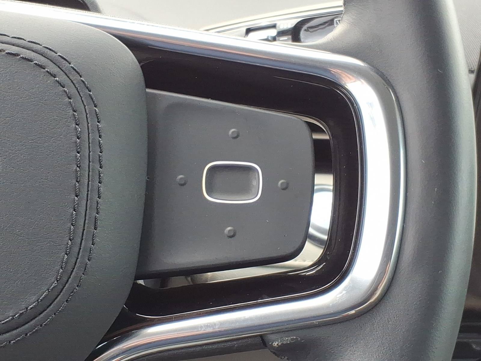 Used 2026 Lincoln Nautilus Premier AWD/4WD image 20