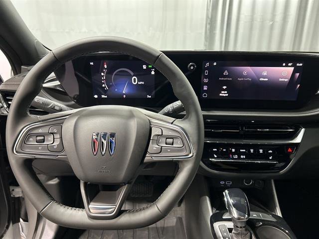 New 2025 Buick Envista Avenir image 32