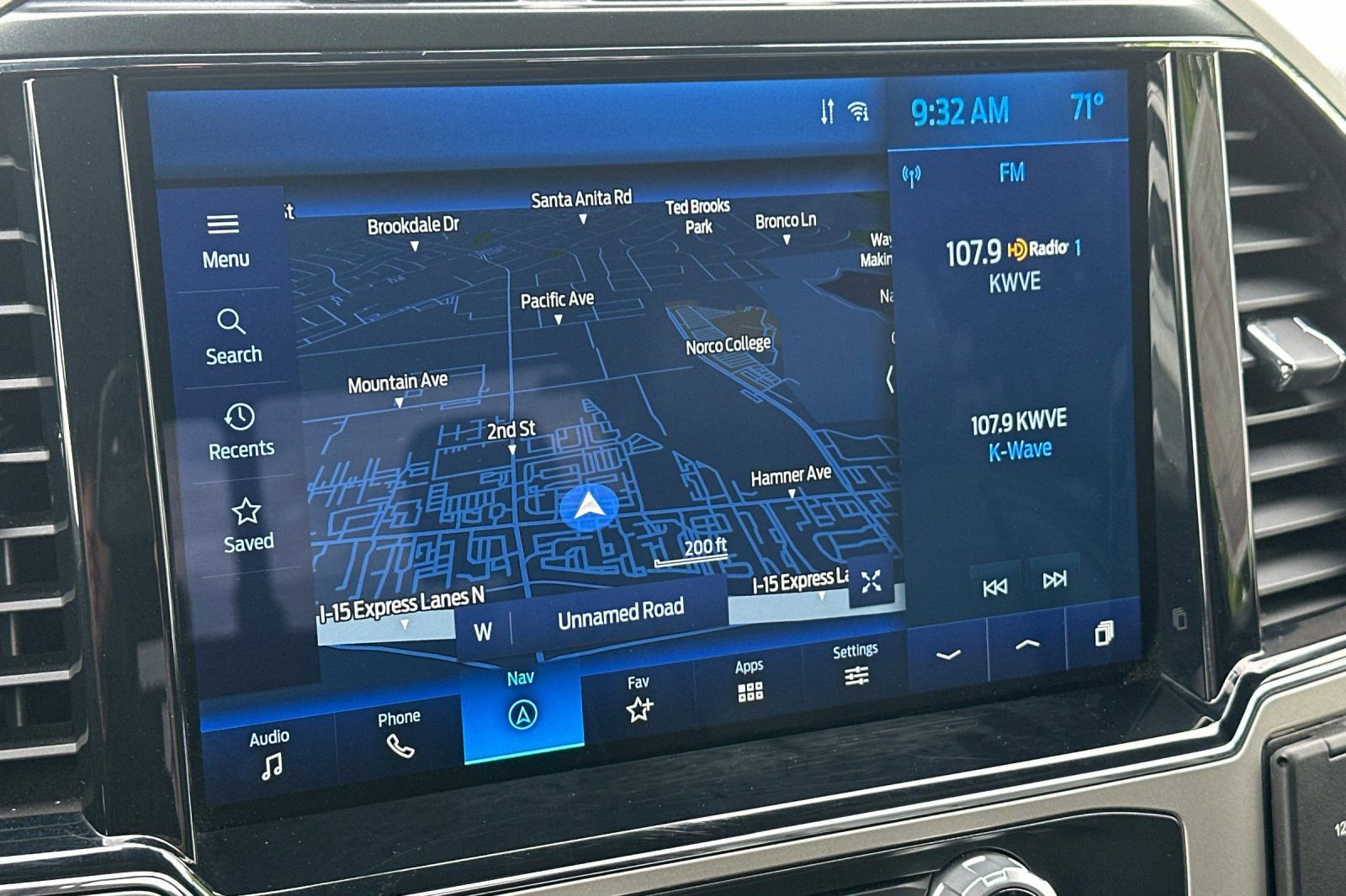 Used 2022 Ford F250 Lariat w/ Tremor Off-Road Package image 18