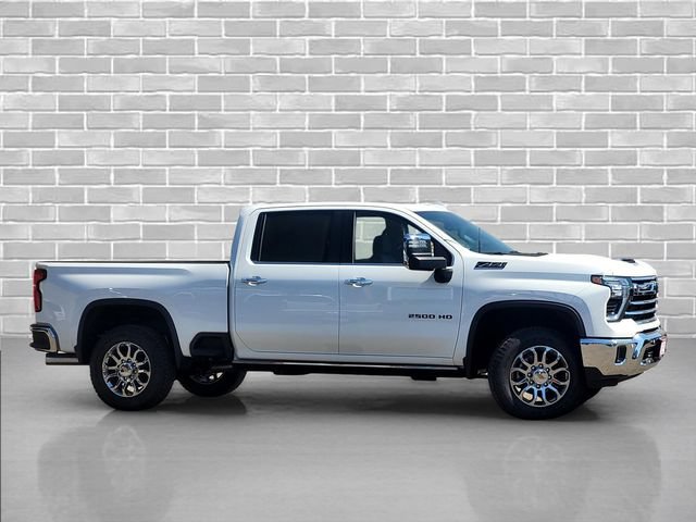 New 2026 Chevrolet Silverado 2500 LTZ w/ LTZ Premium Package AWD/4WD image 4