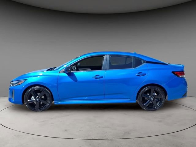 Used 2025 Nissan Sentra SR image 2