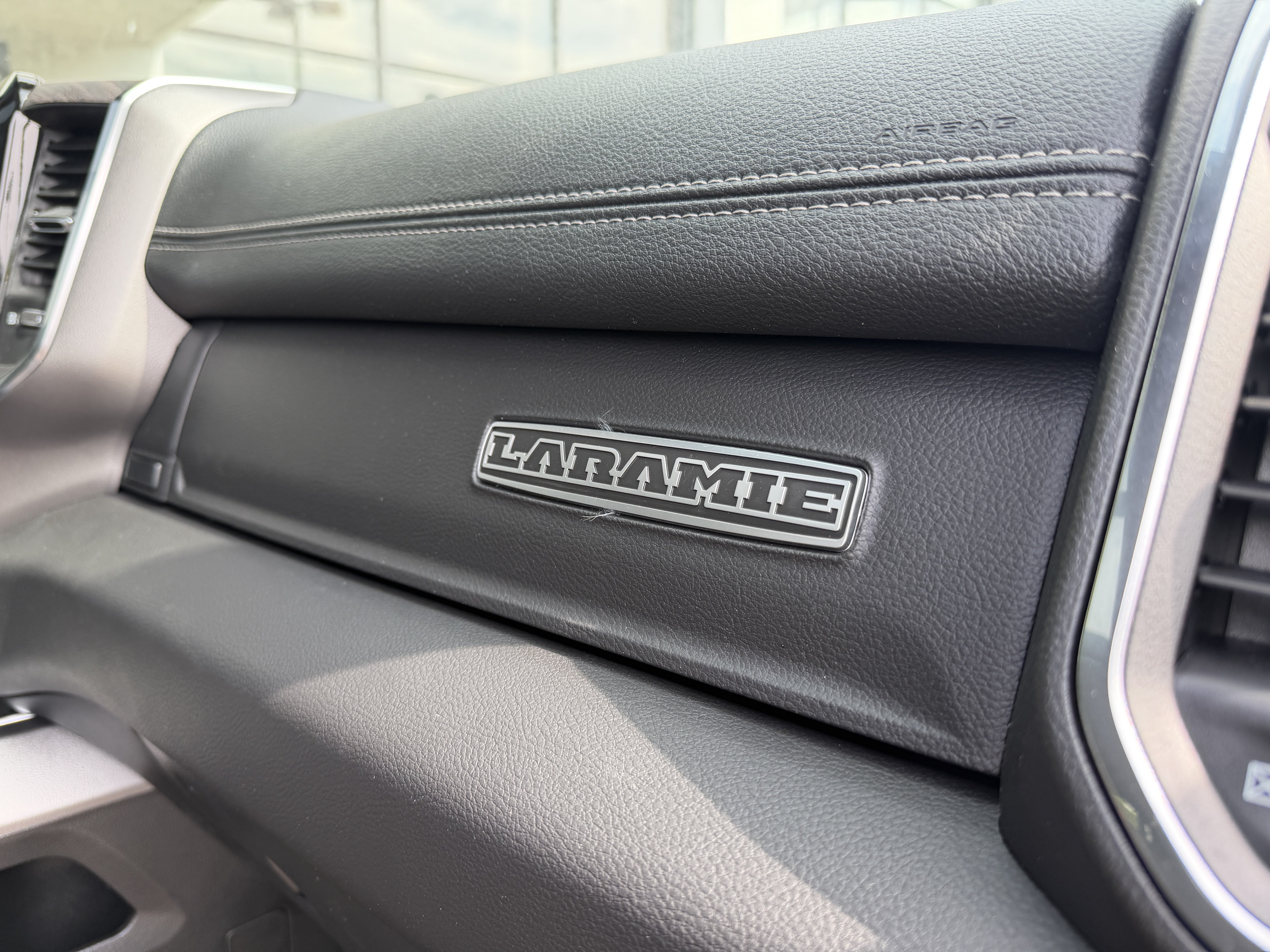 New 2026 RAM 1500 Laramie w/ Sport Appearance Package AWD/4WD image 26