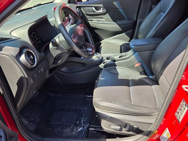 Used 2022 Hyundai Kona Limited image 9