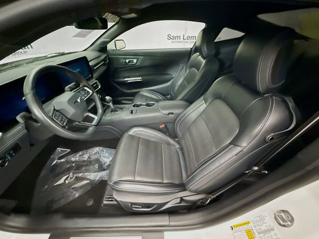 Used 2024 Ford Mustang Premium image 21