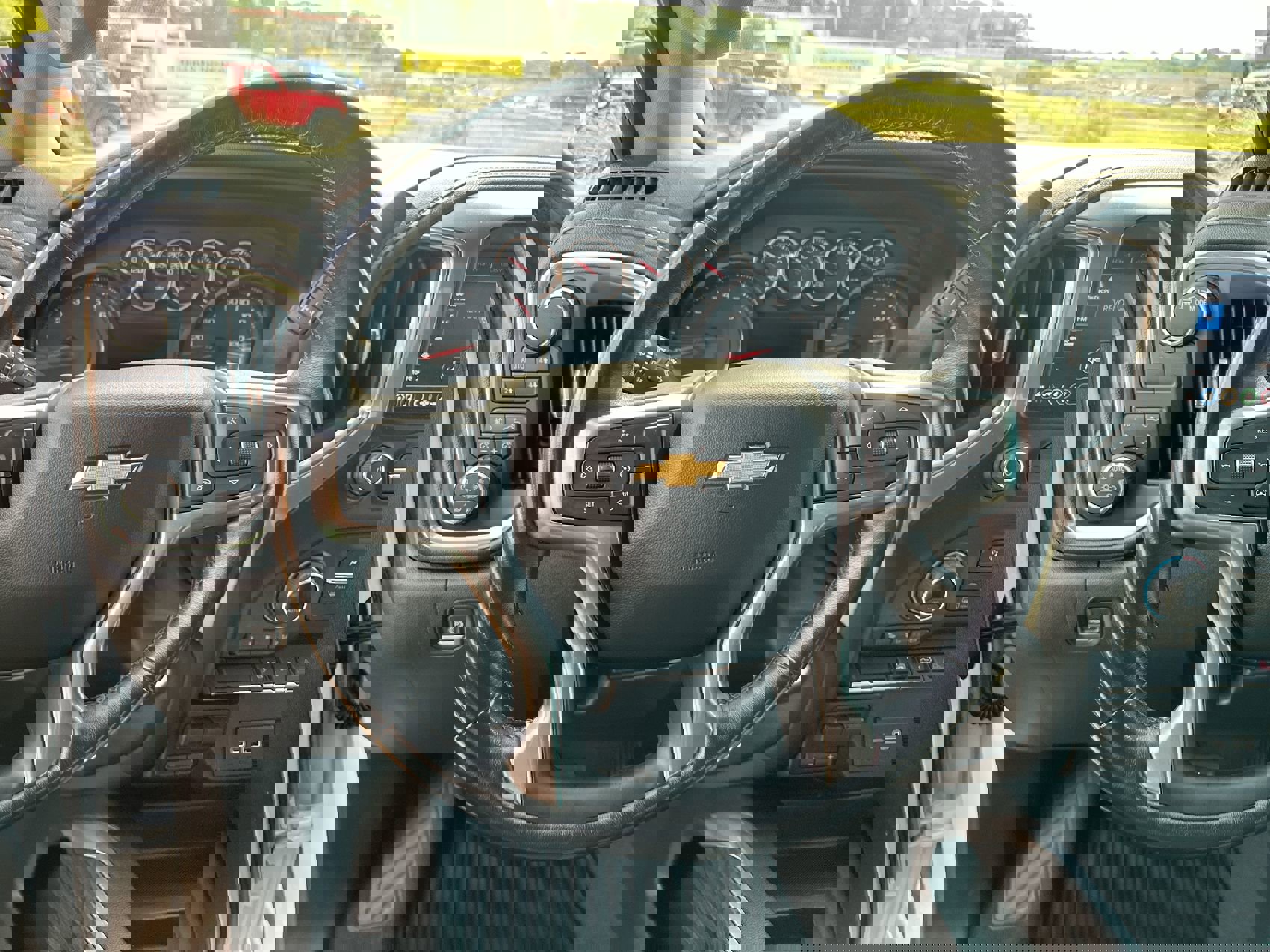 Used 2022 Chevrolet Silverado 2500 LTZ w/ LTZ Convenience Package image 14