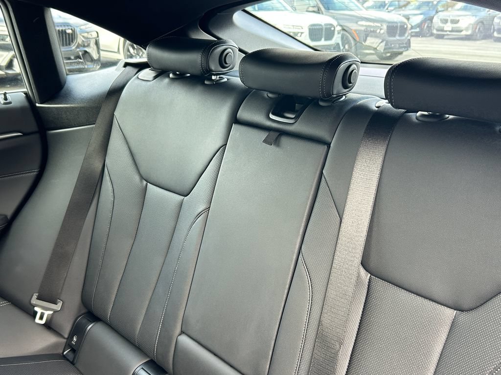 Used 2023 BMW i4 eDrive40 w/ Premium Package RWD image 32