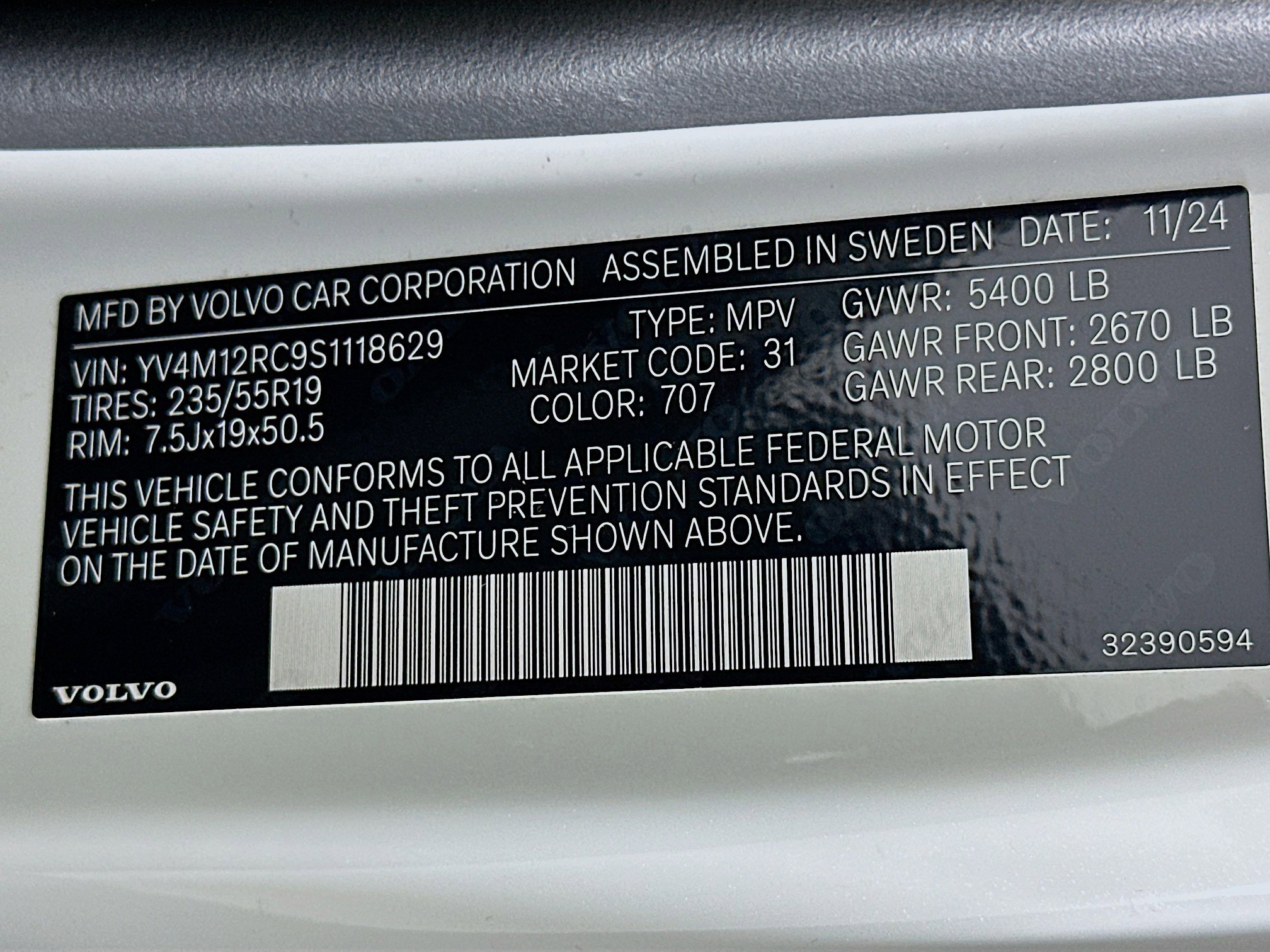 Used 2025 Volvo XC60 B5 Plus image 12