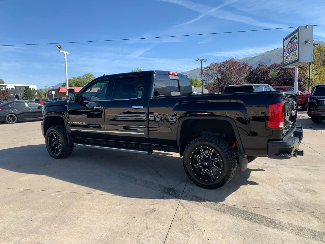Used 2016 GMC Sierra 2500 Denali w/ Duramax Plus Package image 5
