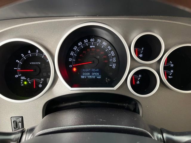 Used 2017 Toyota Sequoia Platinum RWD image 24