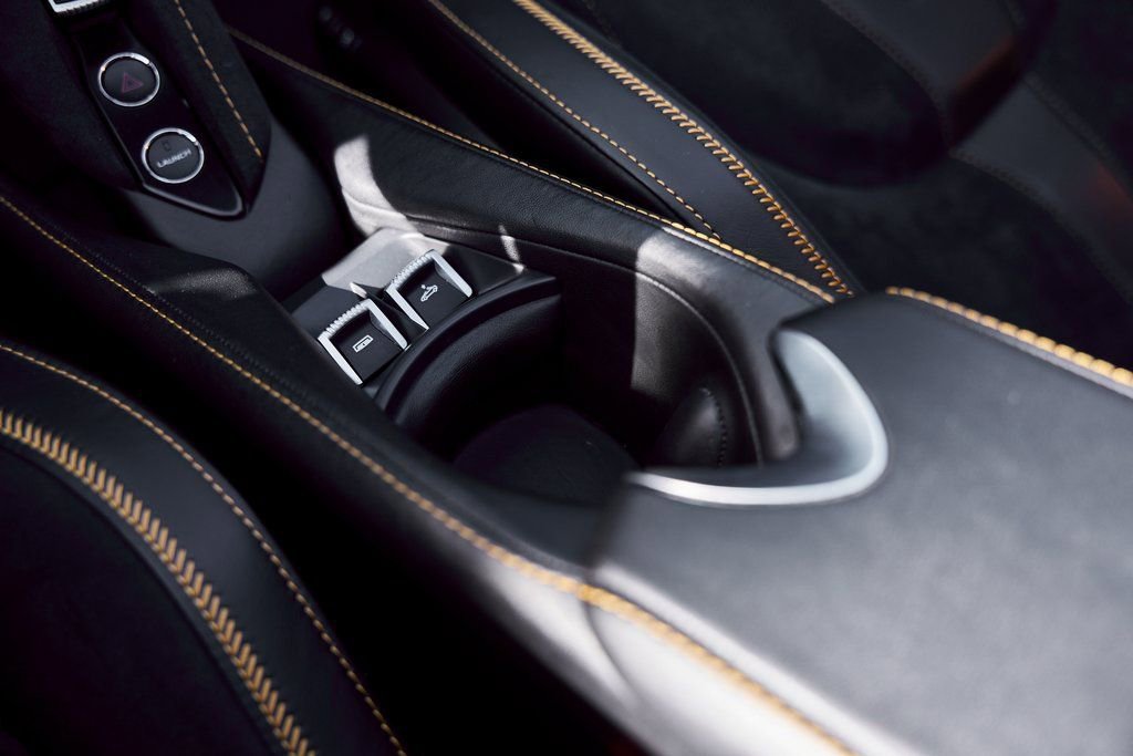 Used 2020 McLaren 720S Spider RWD image 58