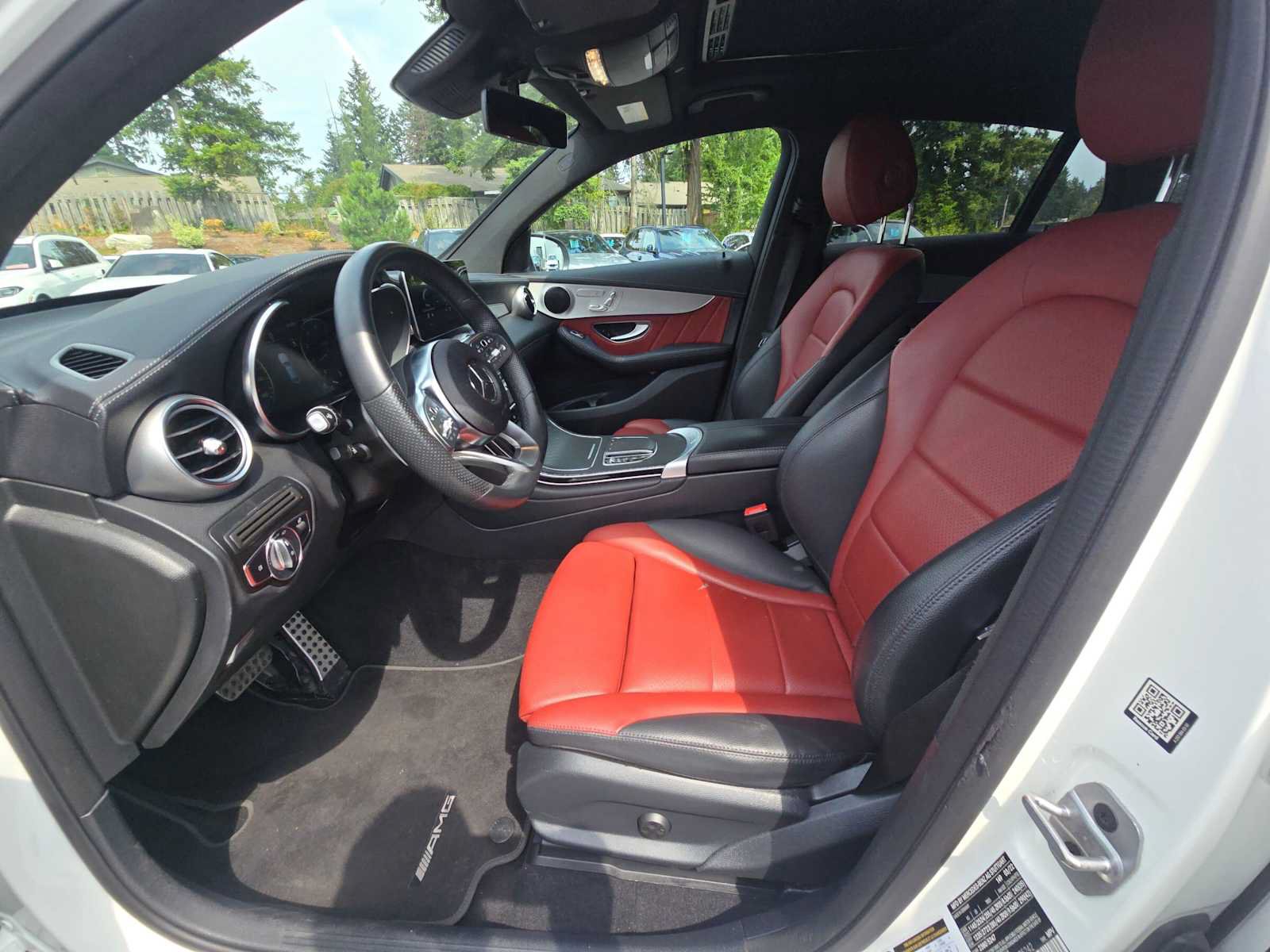 Used 2022 Mercedes-Benz GLC 300 4MATIC Coupe image 20
