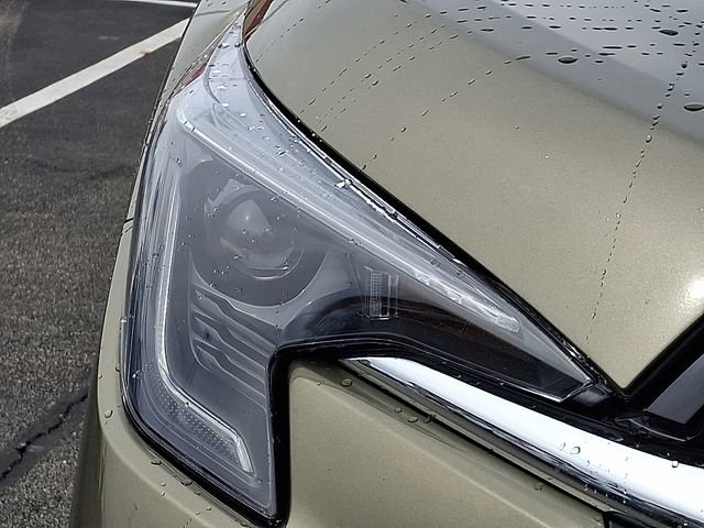 Used 2023 Subaru Ascent Limited w/ Technology Package image 9