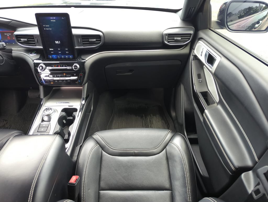 Used 2021 Ford Explorer ST w/ Equipment Group 401A AWD/4WD image 16