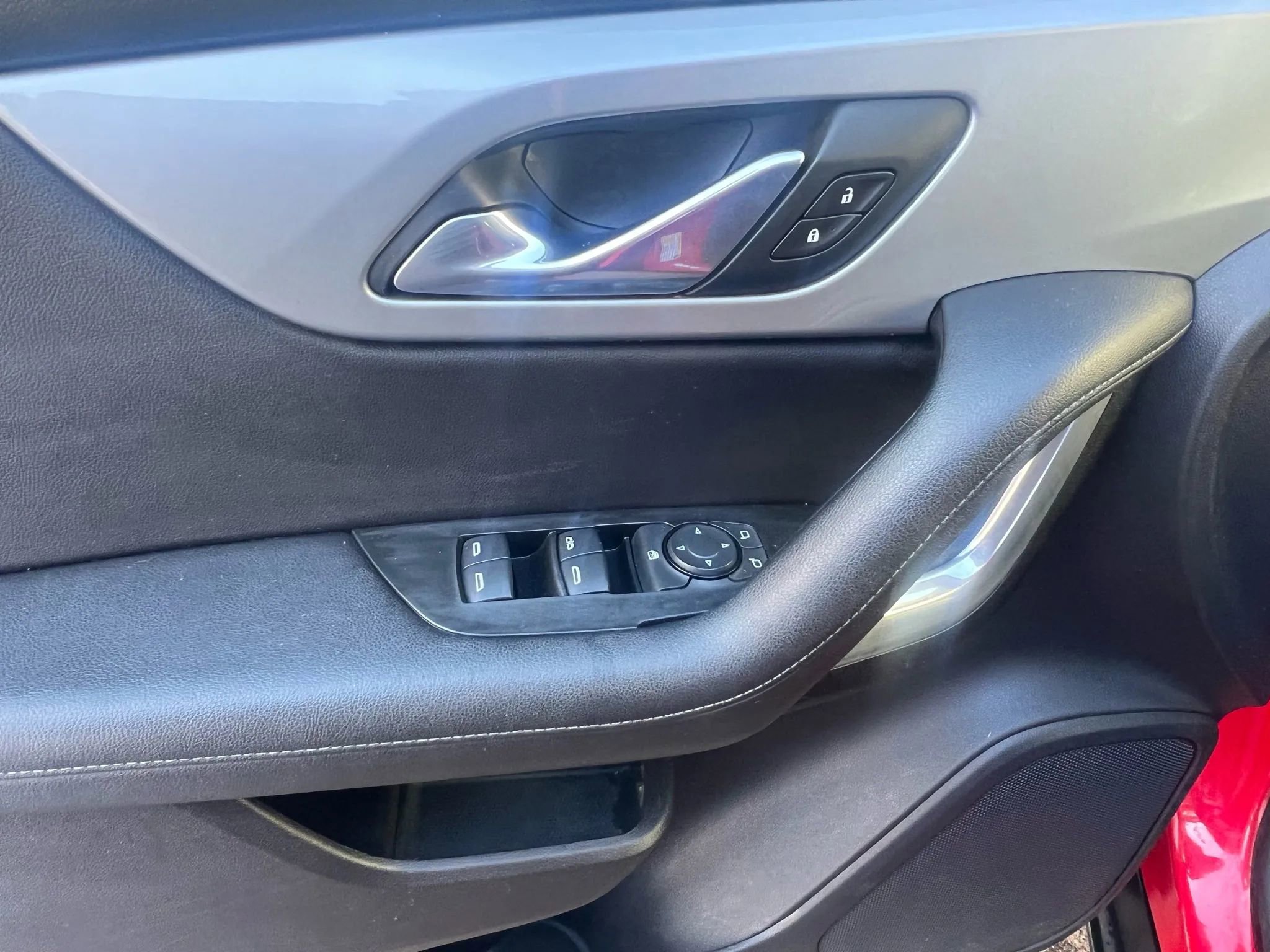 Used 2019 Chevrolet Blazer LT AWD/4WD image 23