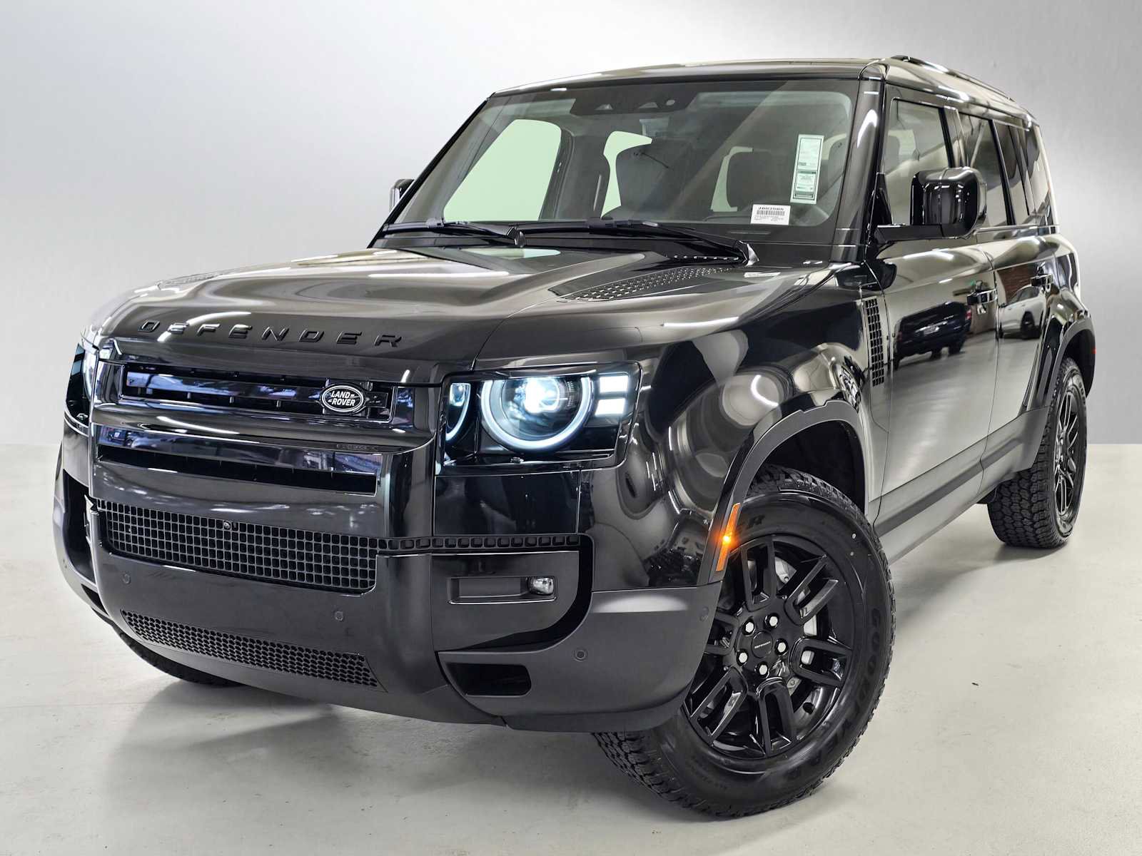 New 2026 Land Rover Defender 110 S AWD/4WD image 1