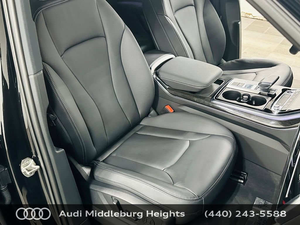 Certified 2026 Audi Q7 3.0T Premium w/ Convenience Plus Package AWD/4WD image 28