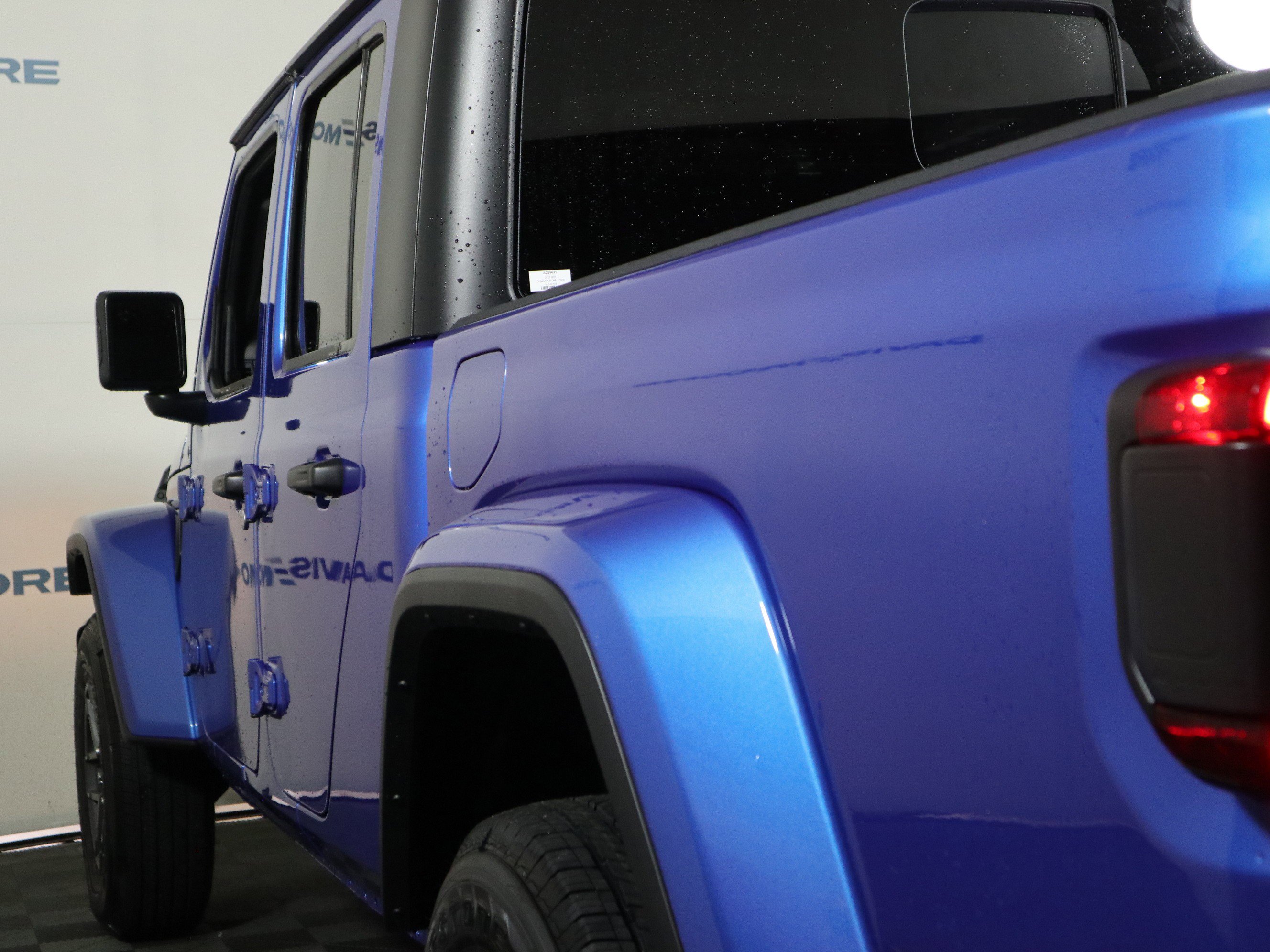 New 2025 Jeep Gladiator Sport AWD/4WD image 10