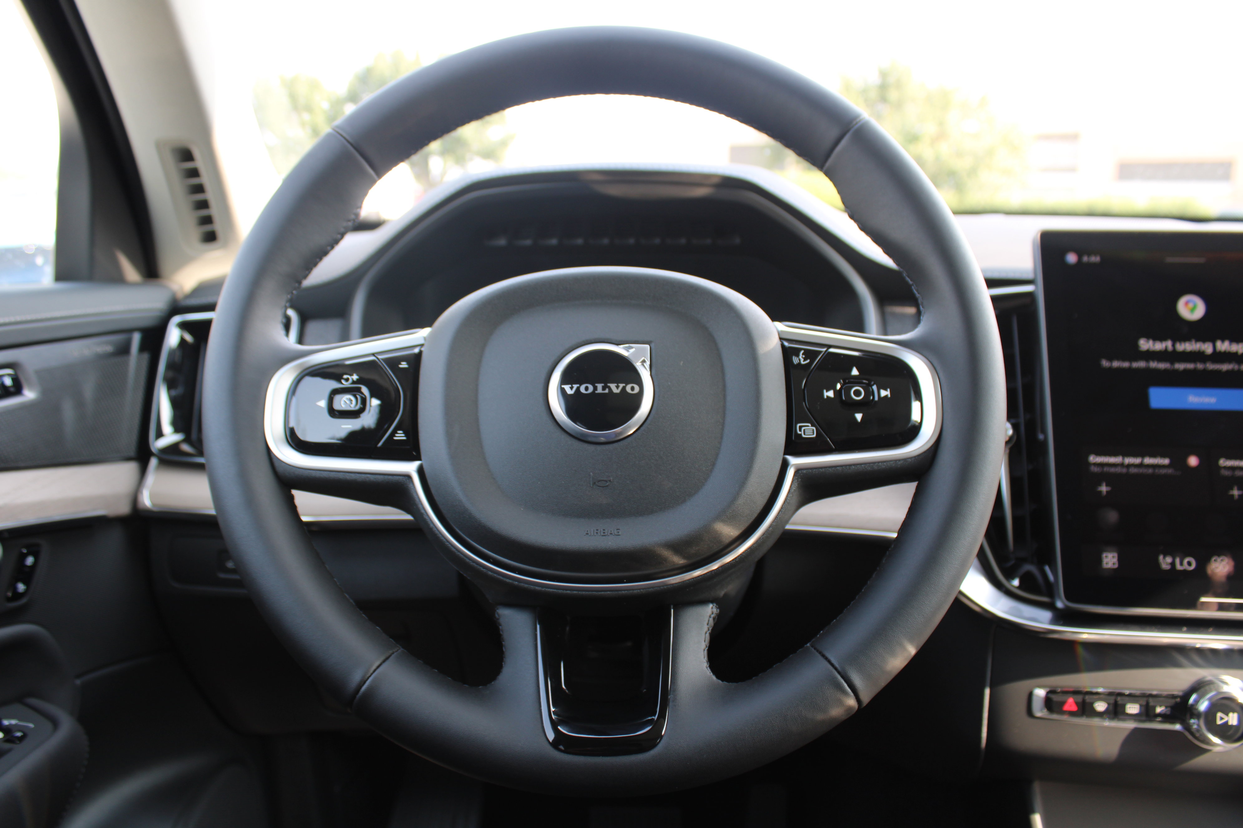 New 2026 Volvo XC90 B6 Plus w/ Protection Package Premier AWD/4WD image 10