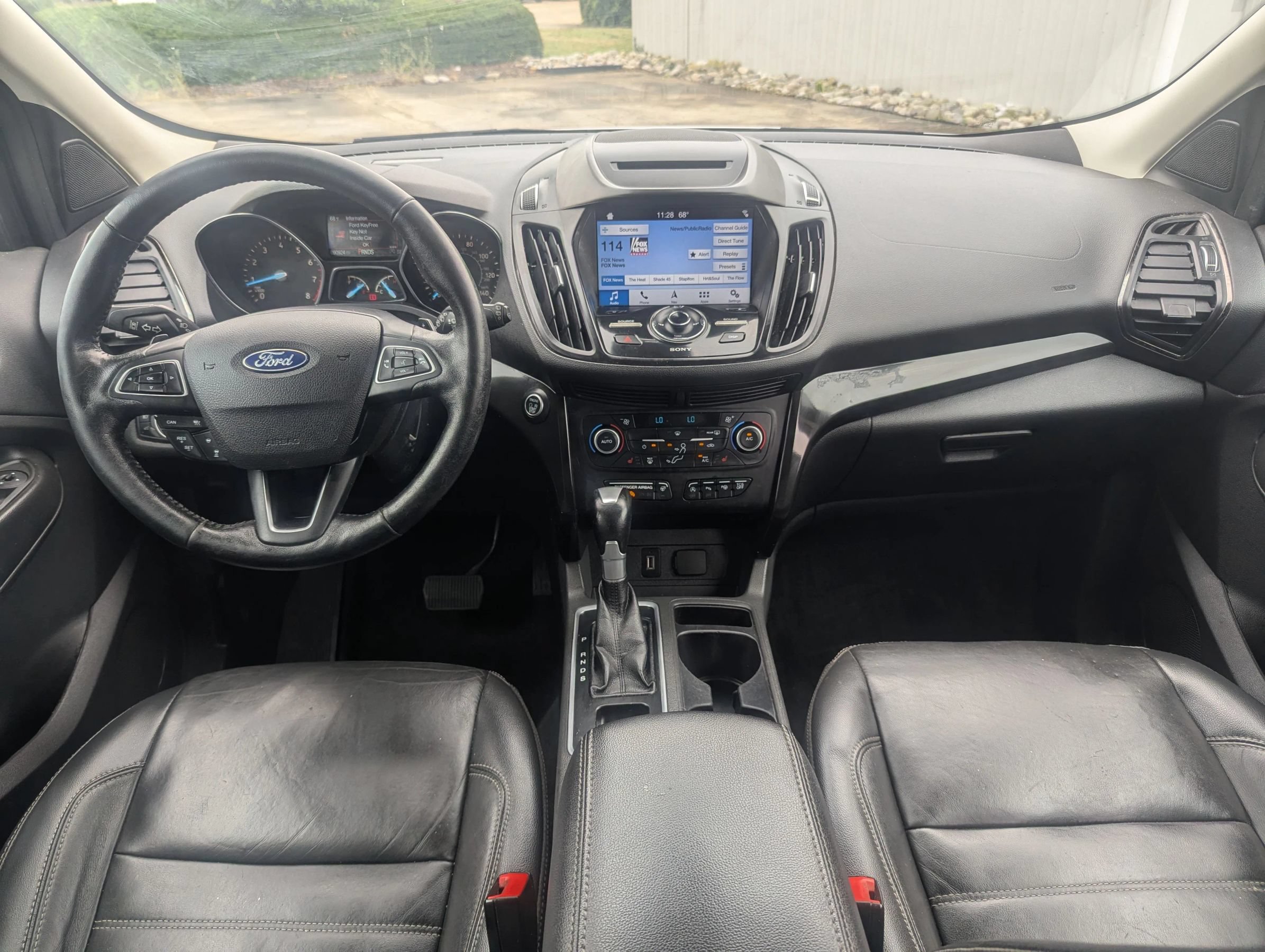 Used 2018 Ford Escape Titanium w/ Ford Safe & Smart Package AWD/4WD image 11