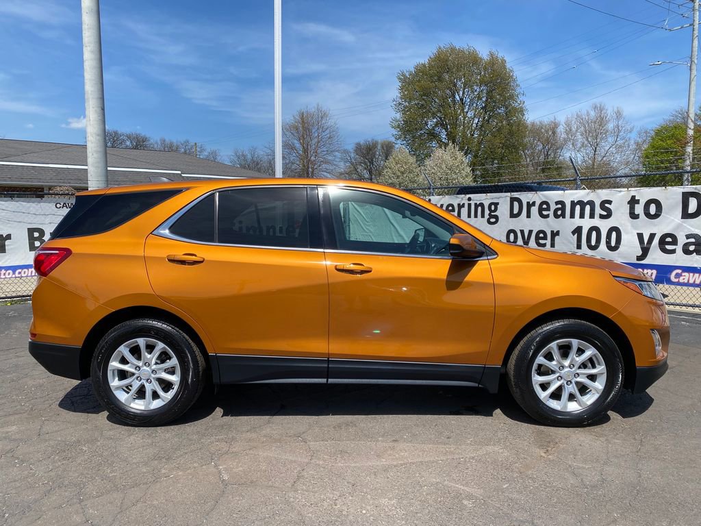 Used 2018 Chevrolet Equinox LT FWD image 2