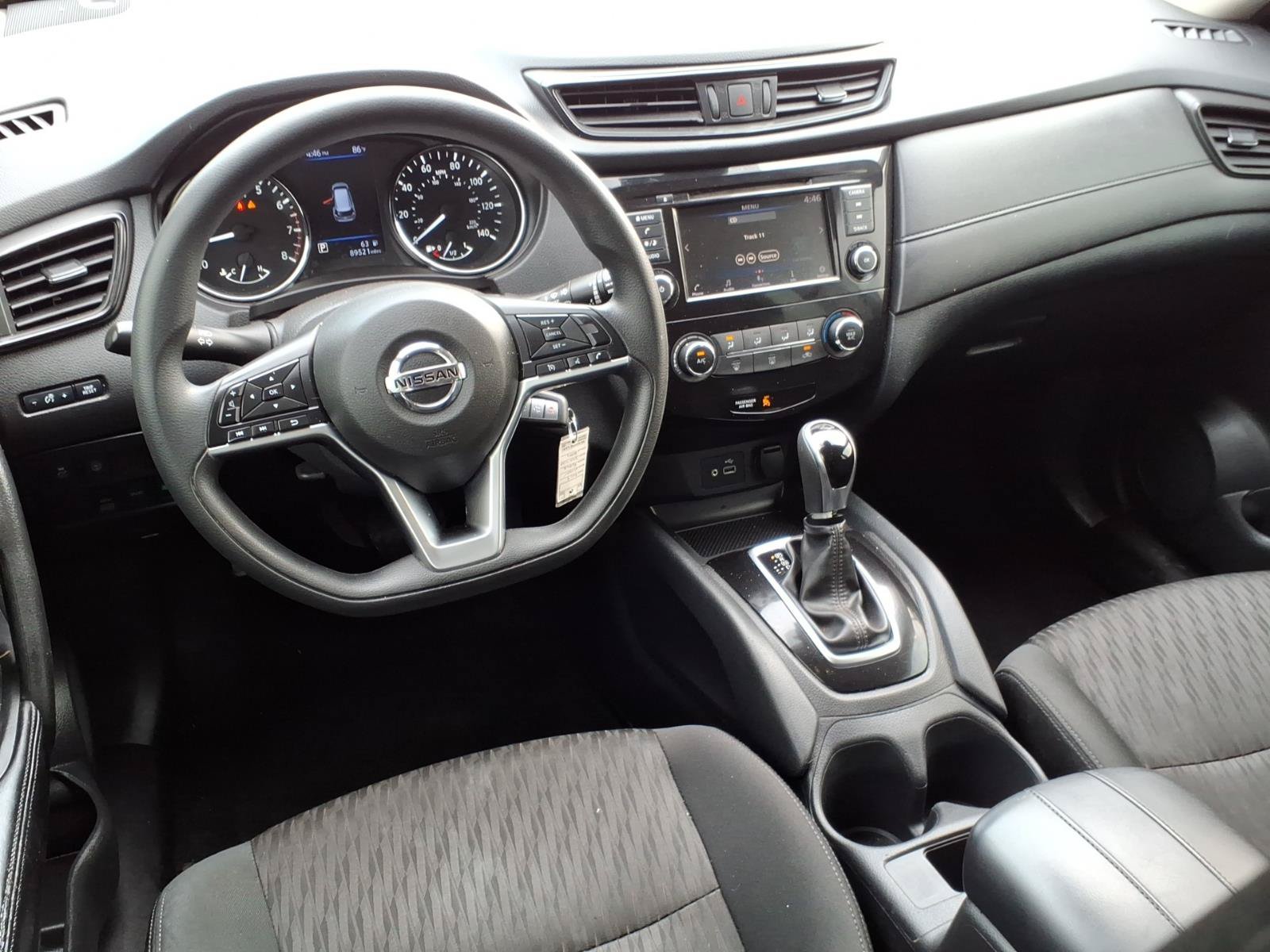 Used 2019 Nissan Rogue S AWD/4WD image 9