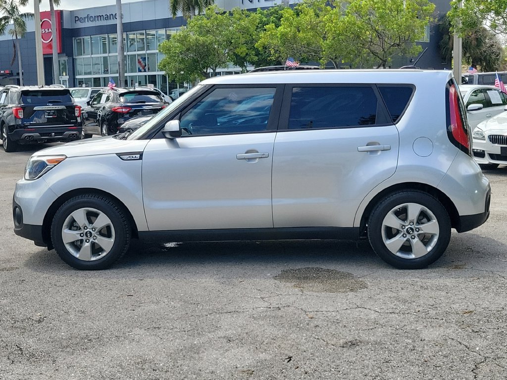 Used 2019 Kia Soul FWD image 10