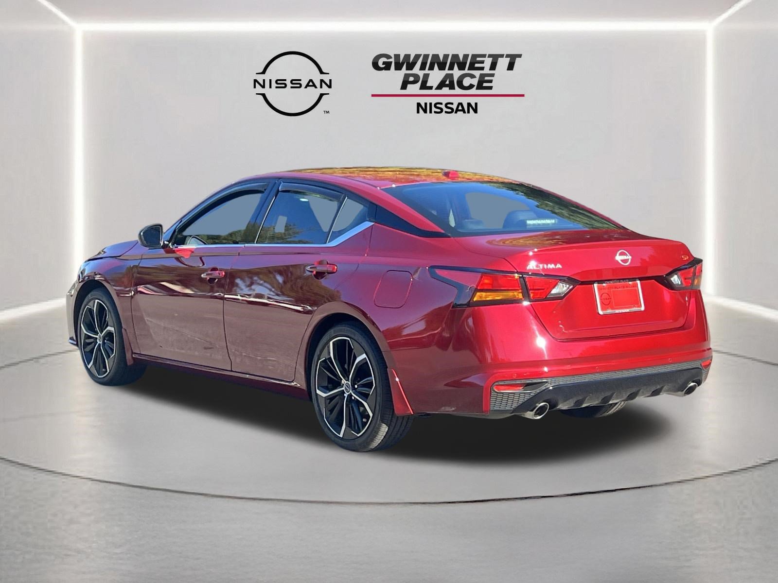 Used 2025 Nissan Altima 2.5 SR FWD image 21