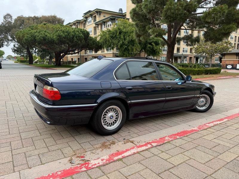 Used 2001 BMW 740iL RWD image 10