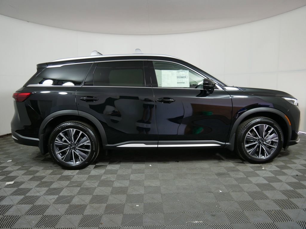 New 2026 INFINITI QX60 Luxe w/ Cargo Package image 2