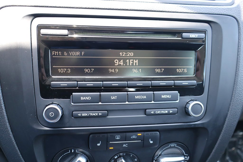 Used 2012 Volkswagen Jetta TDI FWD image 21